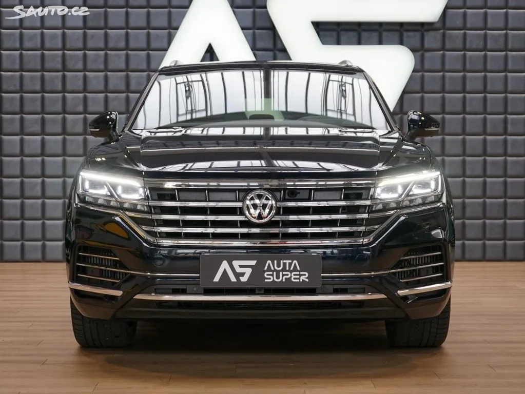 Volkswagen Touareg 3.0 TSI LED Vzduch Záruka HUD Image 2